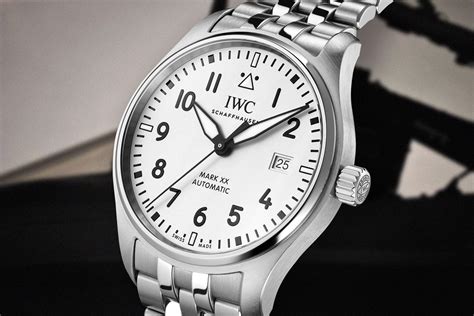 Watch Review: IWC Pilot's Watch Mark XX 